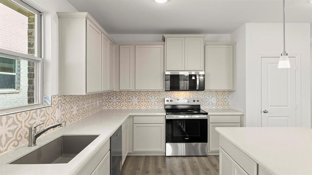 14. 2930 Wagoner - Kitchen (4)