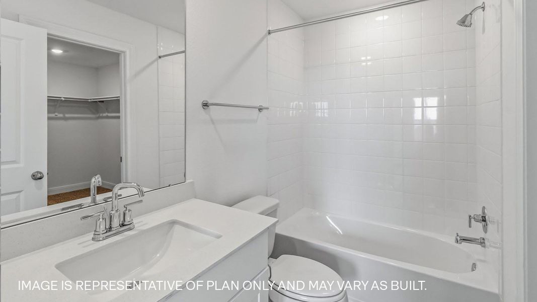 Furnished interior view inside a new home in Riverview, Georgetown (Image 6).