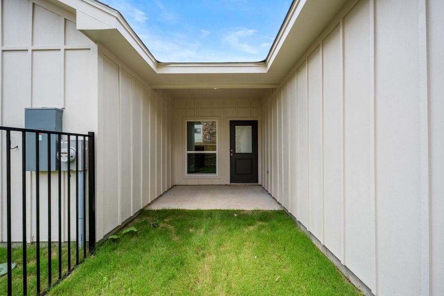 Exterior details and patio area of a home in , Copperas Cove (Image 3). Exterior details and patio area of a home in , Copperas Cove (Image 3).