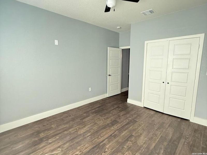 Spacious, unfurnished interior of a new home in , D'Hanis (Image 23).