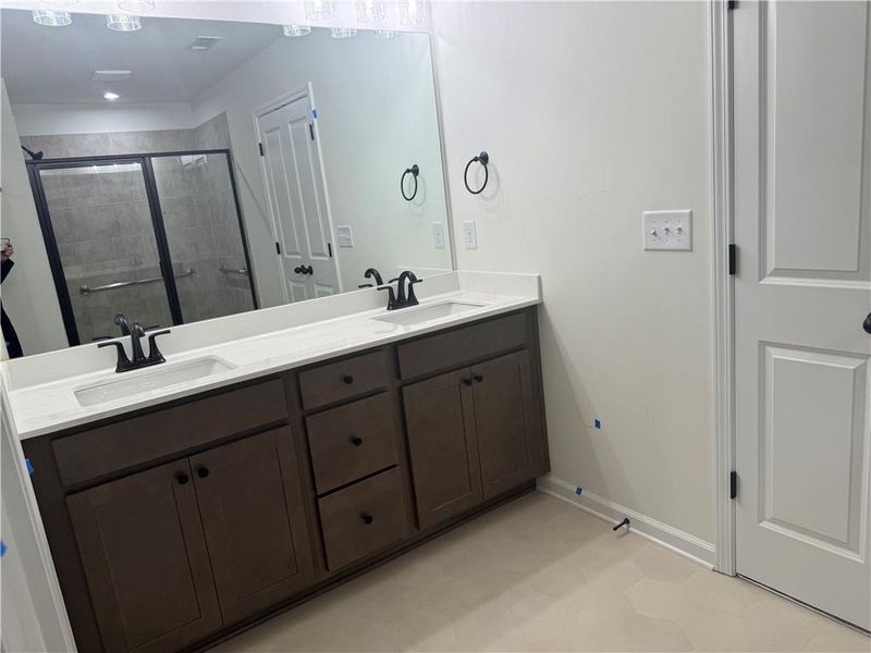 Furnished interior view inside a new home in Silver Leaf, Dawsonville (Image 5).