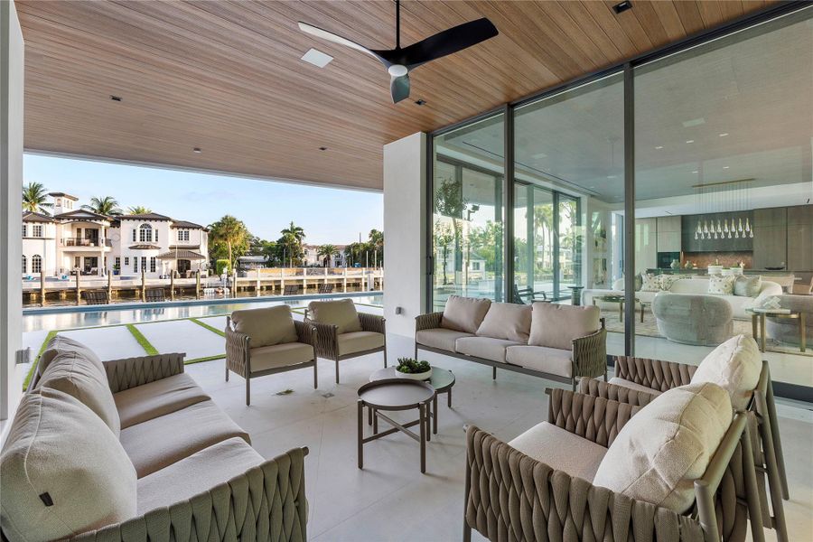 Image 83 of a home in .