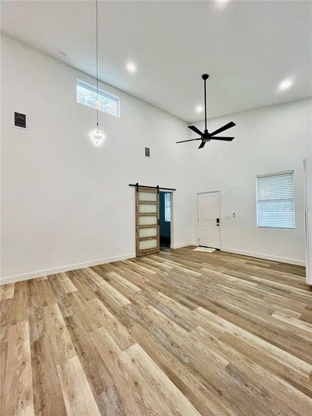 Spacious, unfurnished interior of a new home in , New Port Richey (Image 19).