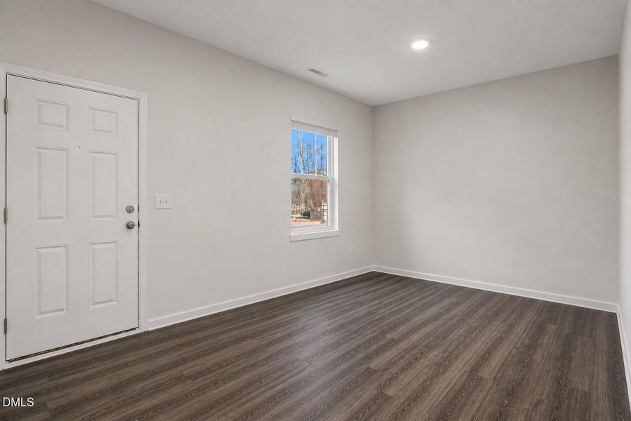 Beacon - Flex room without Beacon - Flex room without