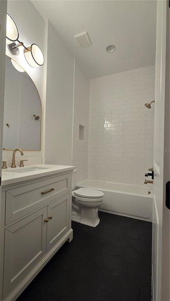 Furnished interior view inside a new home in , Tampa (Image 7).