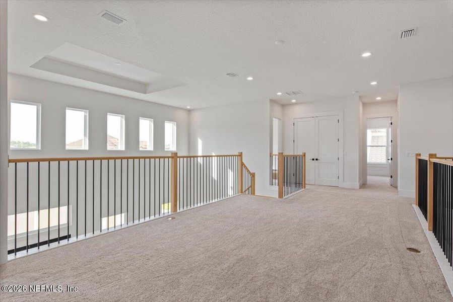 Spacious, unfurnished interior of a new home in Tamaya, Jacksonville (Image 66).