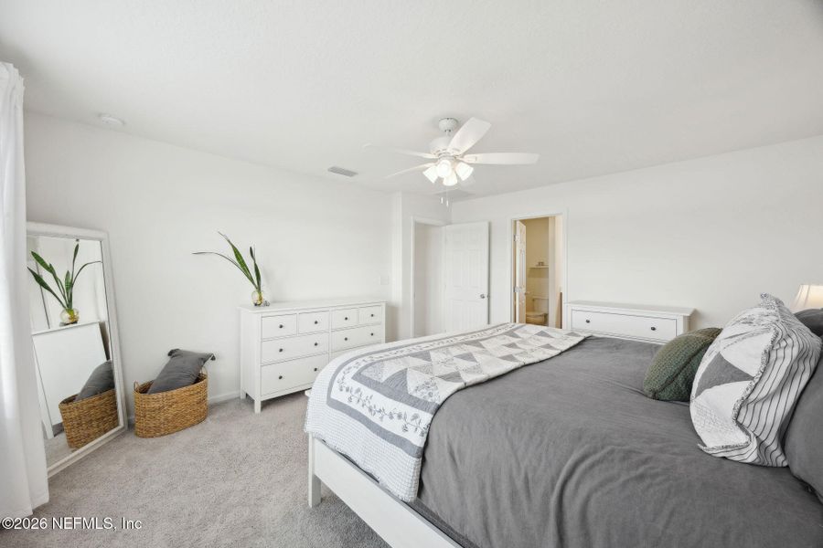 Furnished interior view inside a new home in Panther Creek, Jacksonville (Image 8). Furnished interior view inside a new home in Panther Creek, Jacksonville (Image 8).