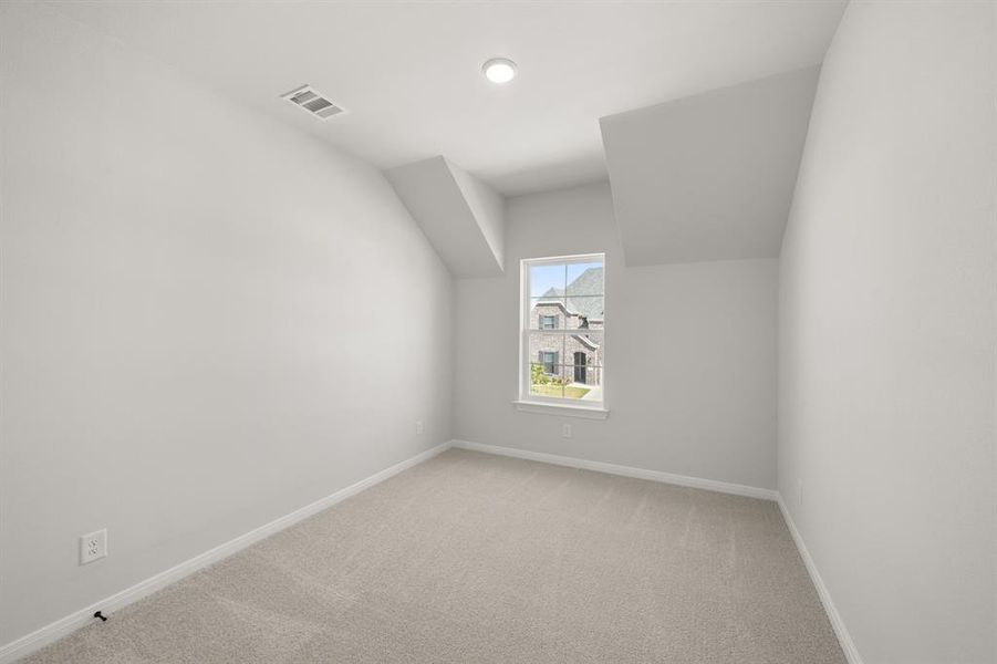 16953 Leatherflower- Bedroom-1