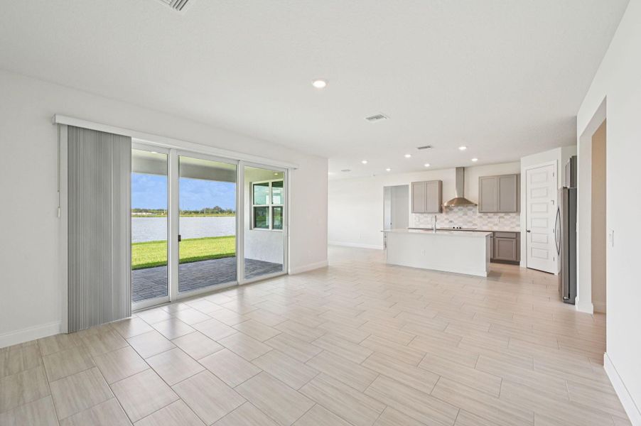 Spacious, unfurnished interior of a new home in Hampton Park - Signature Series, Vero Beach (Image 21). Spacious, unfurnished interior of a new home in Hampton Park - Signature Series, Vero Beach (Image 21).
