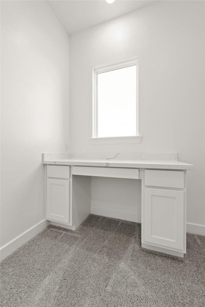 Representative image. Features, selections and colors may vary.