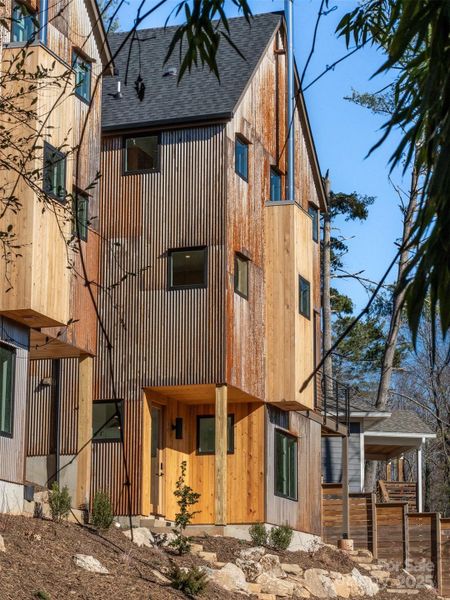 Image 43 of a home in . Image 43 of a home in .