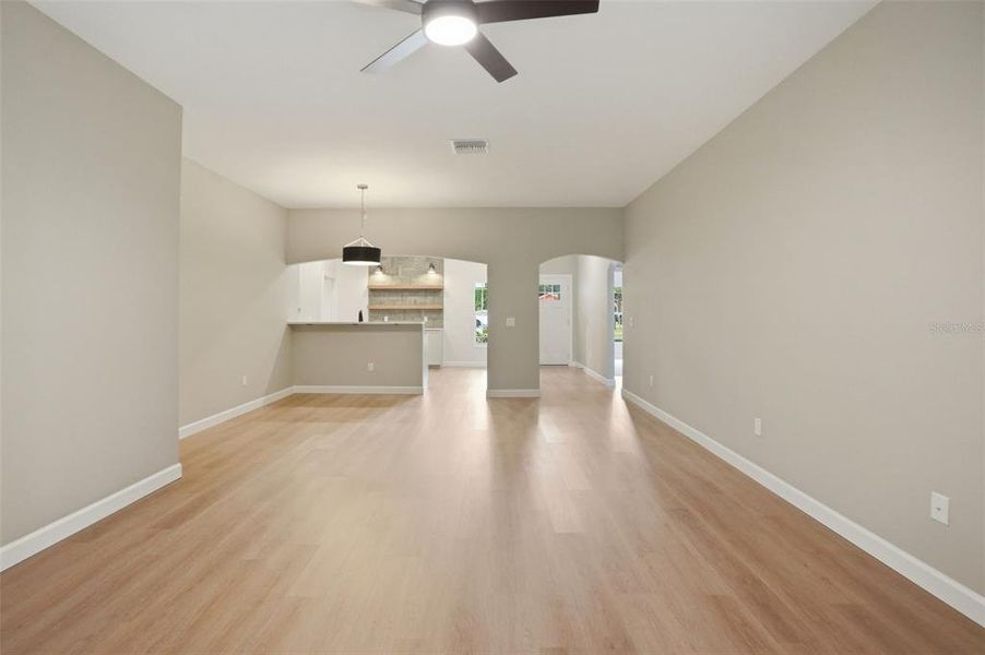 Spacious, unfurnished interior of a new home in , Masaryktown (Image 23).