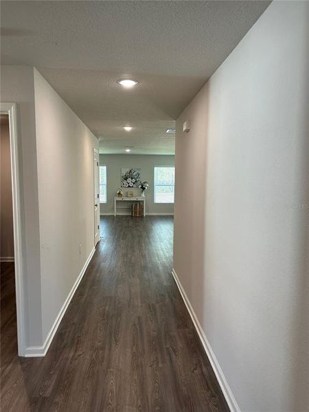 Spacious, unfurnished interior of a new home in Marion Oaks, Ocala (Image 20).