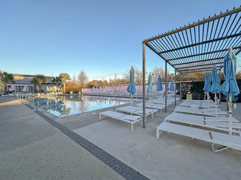 Community amenities in , North Charleston (Image 47).