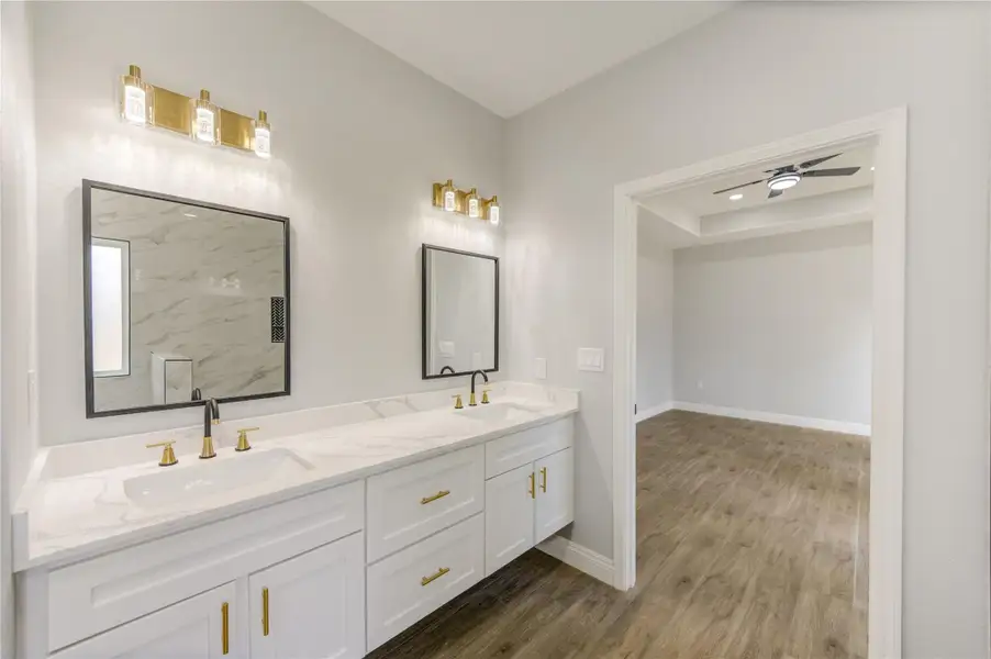 Furnished interior view inside a new home in , Woodbranch (Image 8).