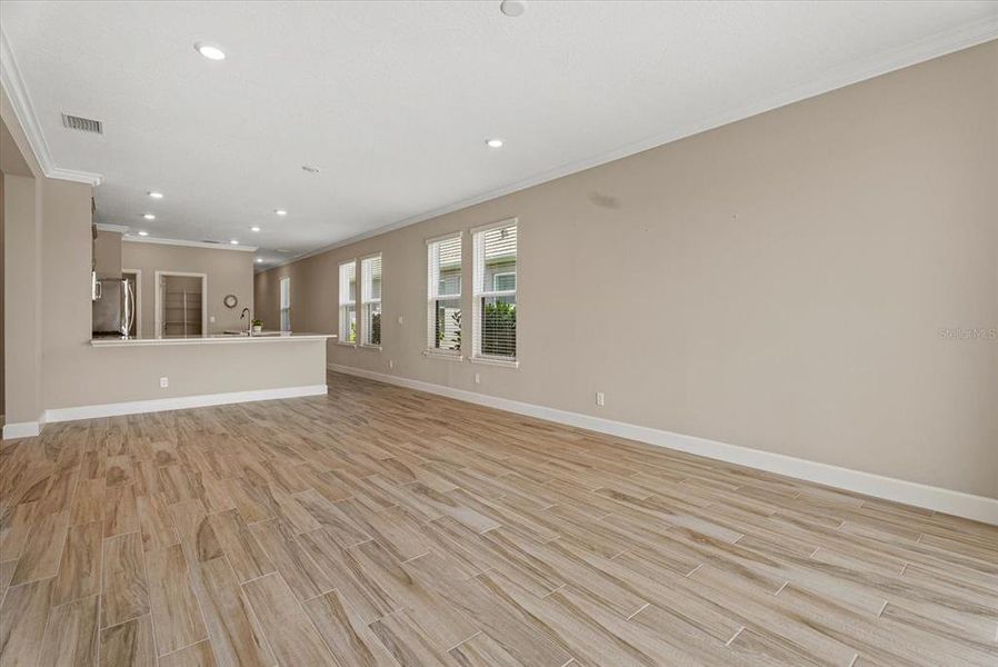 Spacious, unfurnished interior of a new home in Park East at Azario, Bradenton (Image 20).