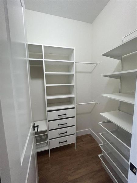 Image 27 of a home in .