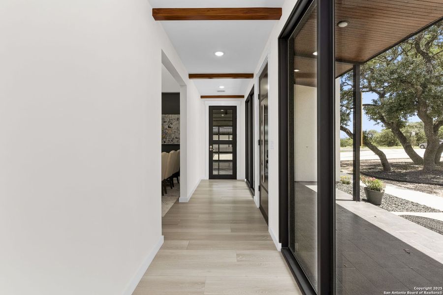 Spacious, unfurnished interior of a new home in , Spring Branch (Image 21).