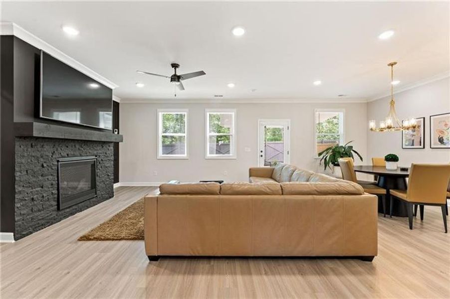 Furnished interior view inside a new home in Tapp Farm, Powder Springs (Image 4). Furnished interior view inside a new home in Tapp Farm, Powder Springs (Image 4).