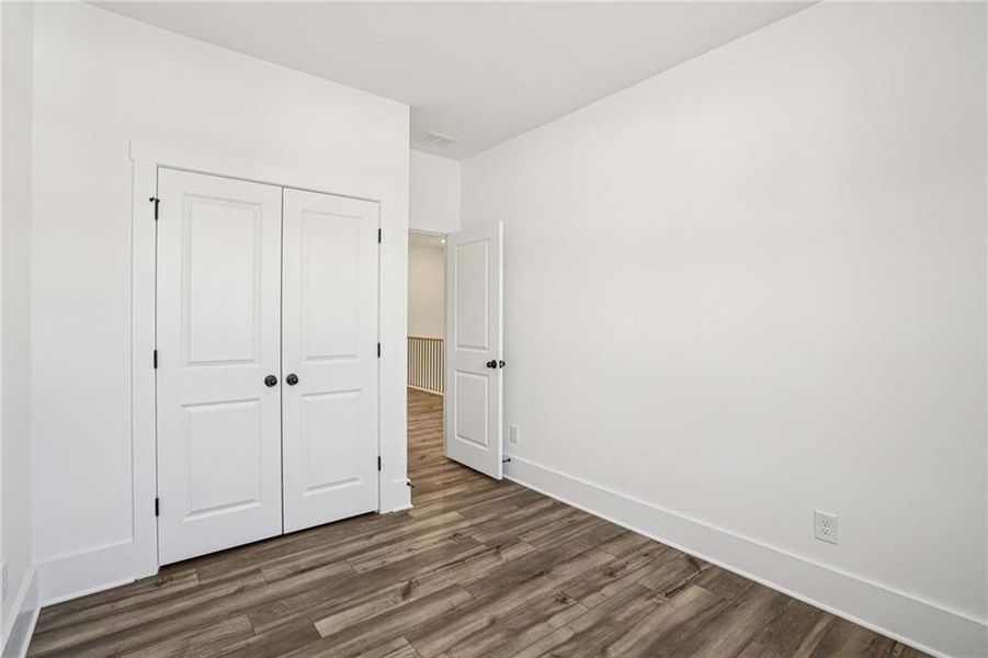 Spacious, unfurnished interior of a new home in Park Vue, Atlanta (Image 25).