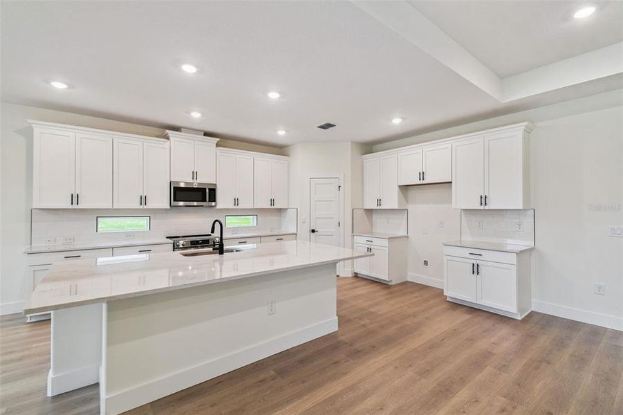 Furnished interior view inside a new home in Hidden Ridge, New Port Richey (Image 18). Furnished interior view inside a new home in Hidden Ridge, New Port Richey (Image 18).