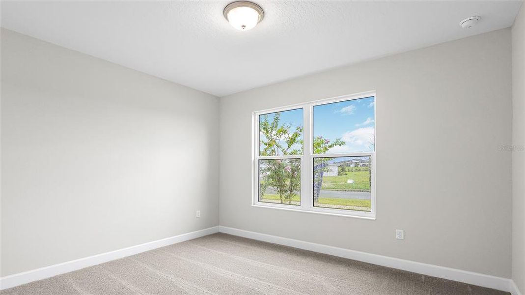 Spacious, unfurnished interior of a new home in Cresswind at Lake Harris, Tavares (Image 42).