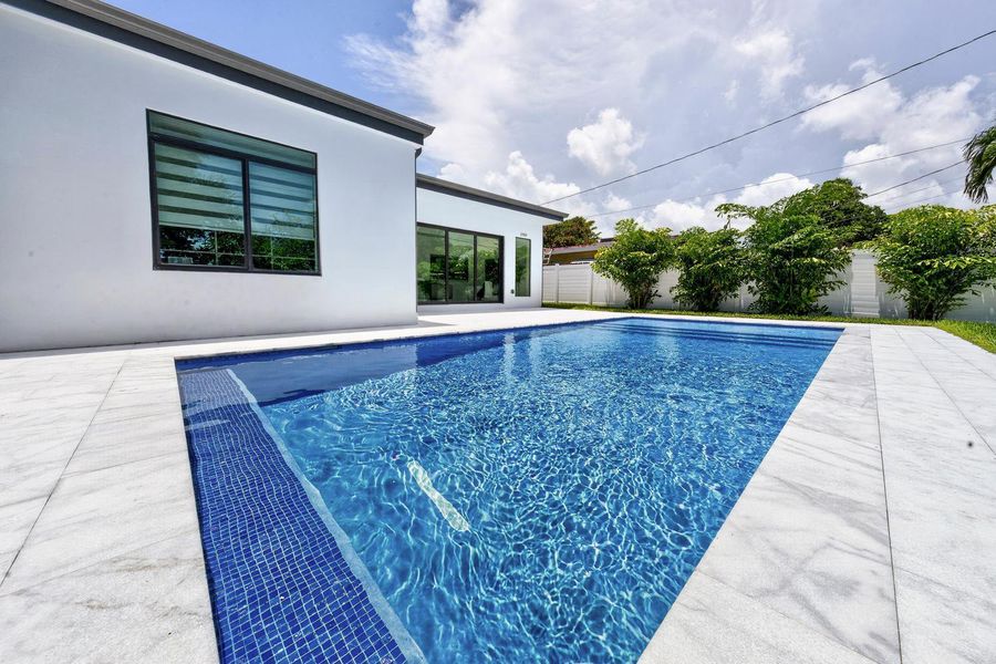 017-030-Pool-1500x1000 017-030-Pool-1500x1000