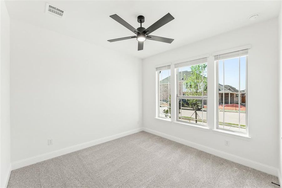 Spacious, unfurnished interior of a new home in Creekview Meadows, Celina (Image 34).