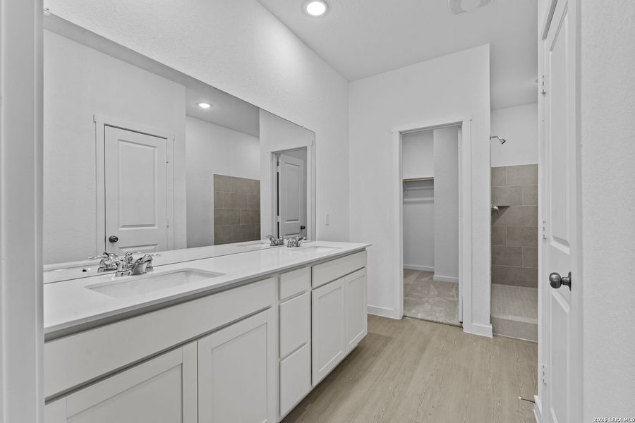 Furnished interior view inside a new home in Grace Valley, Cibolo (Image 8).