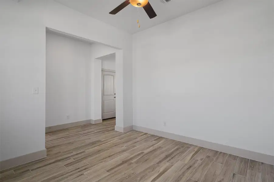 Spacious, unfurnished interior of a new home in , Pflugerville (Image 13).