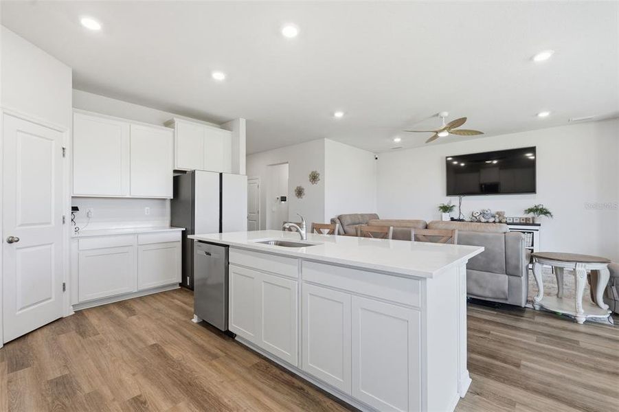 Furnished interior view inside a new home in Silverstone North, Palmetto (Image 11).