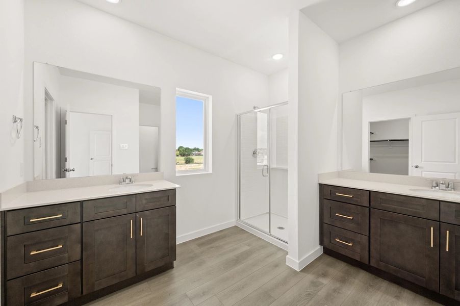 Primary Bathroom featuring the Oxford Collection
