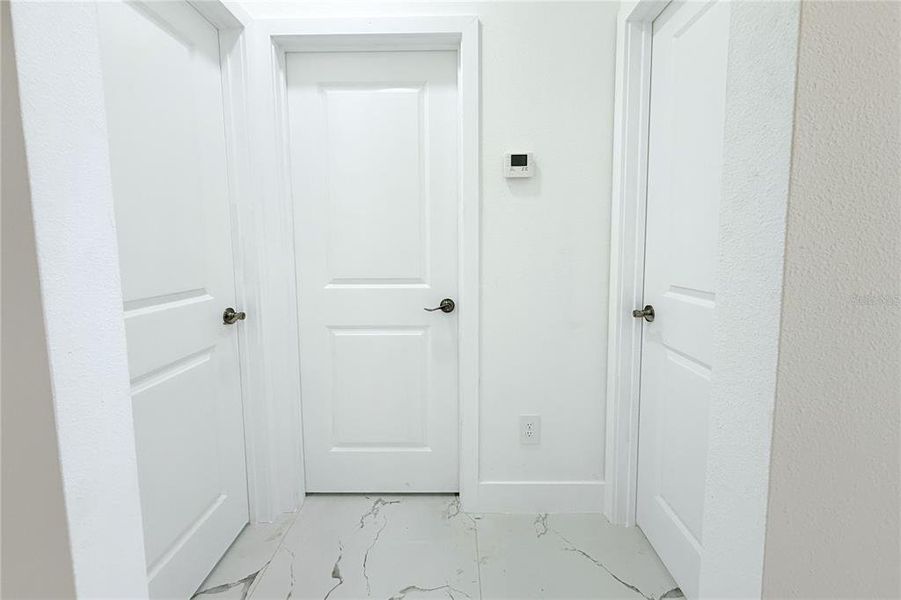 Spacious, unfurnished interior of a new home in , Tampa (Image 21).