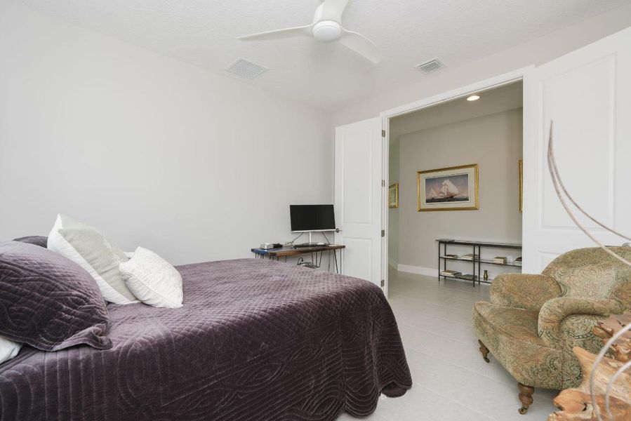 54-web-or-mls-iPixx_01_40