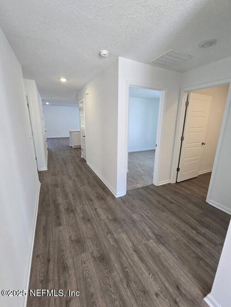 Spacious, unfurnished interior of a new home in Copes Landing, Jacksonville (Image 18). Spacious, unfurnished interior of a new home in Copes Landing, Jacksonville (Image 18).