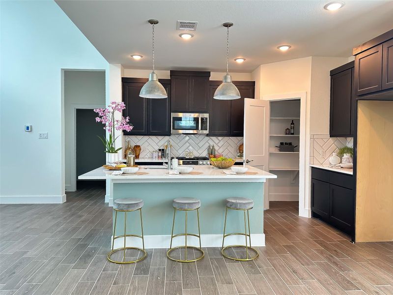 Furnished interior view inside a new home in Jordan Ranch, Fulshear (Image 7). Furnished interior view inside a new home in Jordan Ranch, Fulshear (Image 7).
