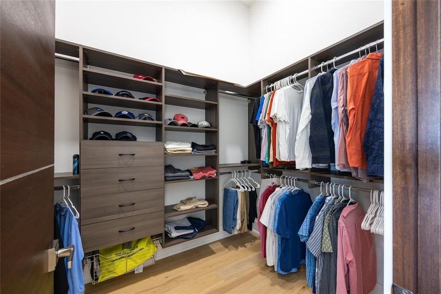 Furnished interior view inside a new home in , St. Petersburg (Image 27).