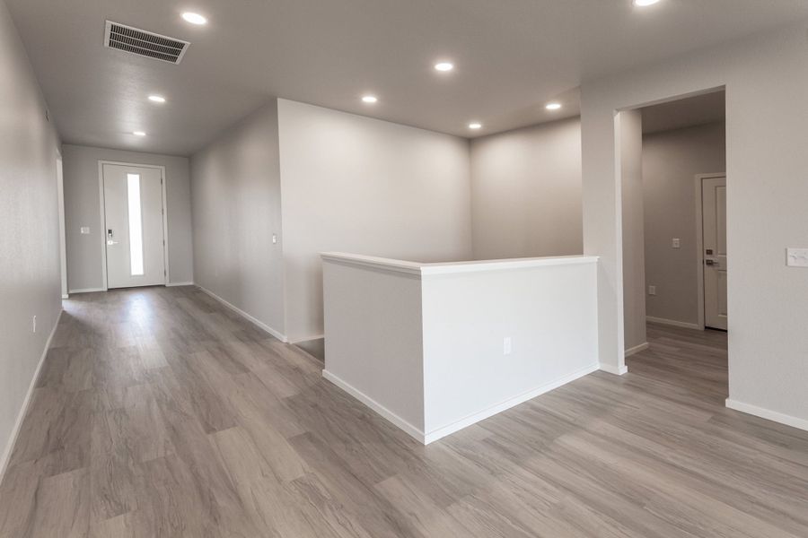 Spacious, unfurnished interior of a new home in Prairie Song, Windsor (Image 28). Spacious, unfurnished interior of a new home in Prairie Song, Windsor (Image 28).