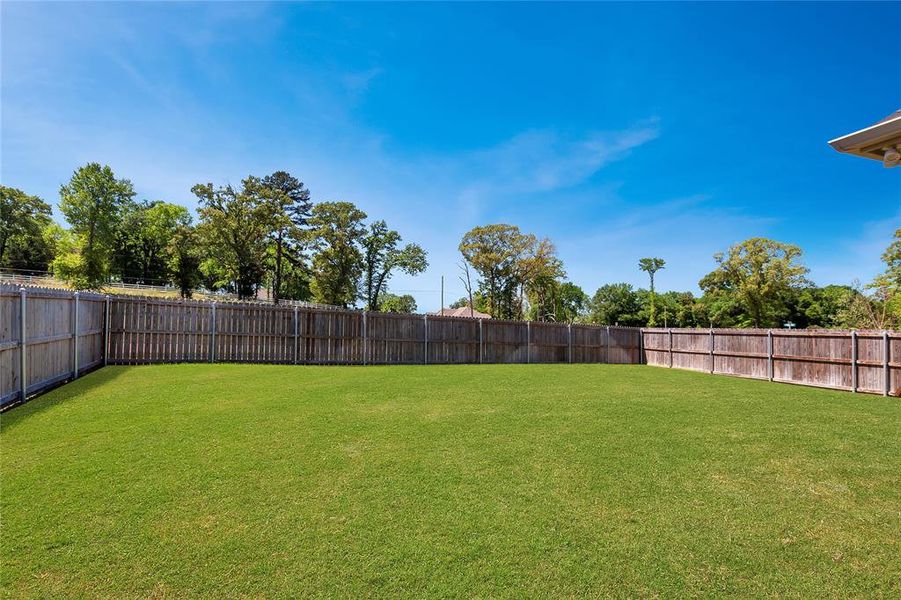 Exterior details and patio area of a home in , Flint (Image 22).