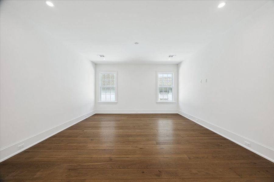 Second floor game room. Second floor game room.