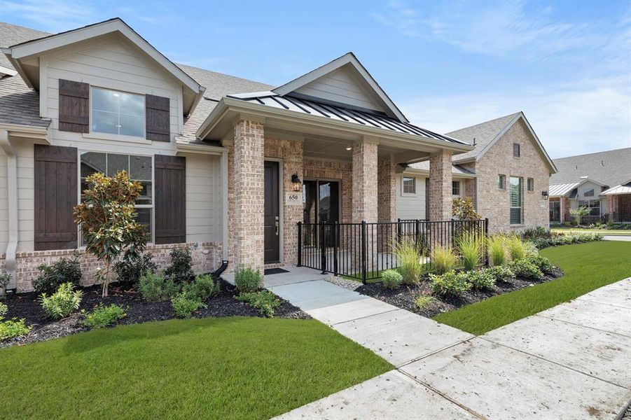 650 Oakridge_3141_Dublin_Front (2) 650 Oakridge_3141_Dublin_Front (2)