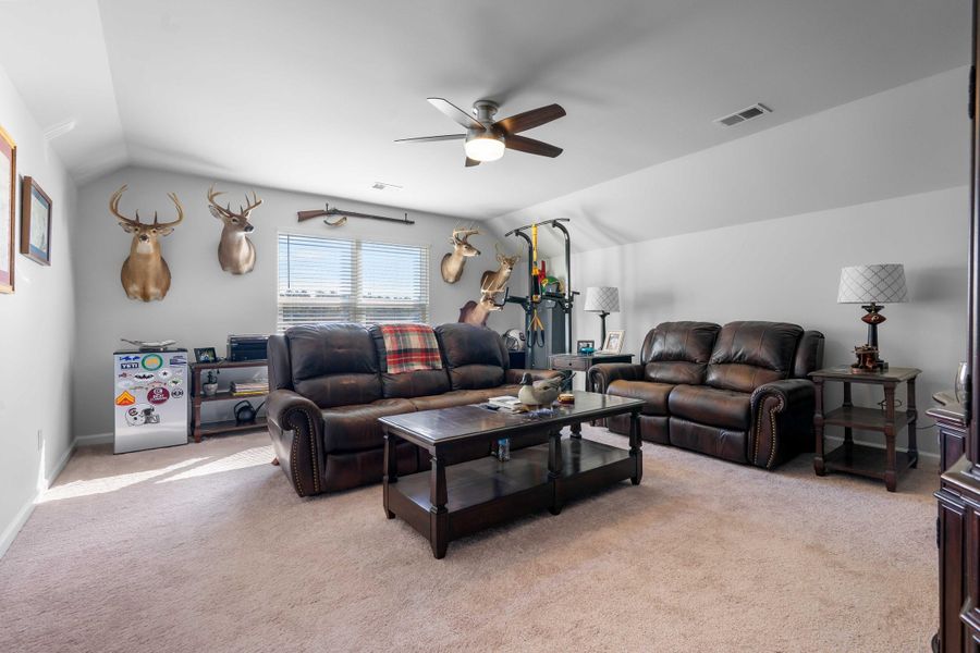 Furnished interior view inside a new home in French Quarter Creek, Huger (Image 16).