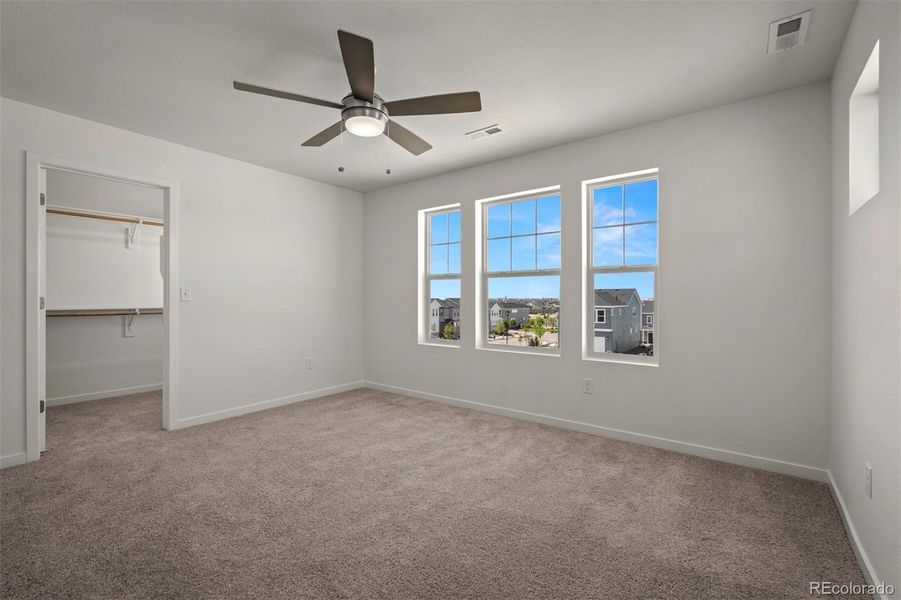 Spacious, unfurnished interior of a new home in Revel Crossing at Wolf Ranch – The Ascent Collection, Colorado Springs (Image 24).