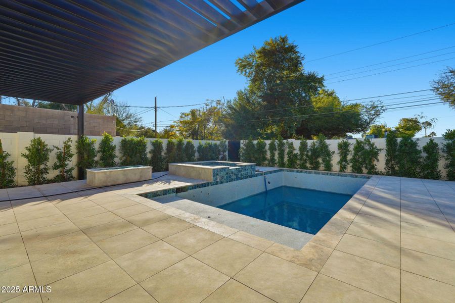 4234 n 42nd pl (47) 4234 n 42nd pl (47)