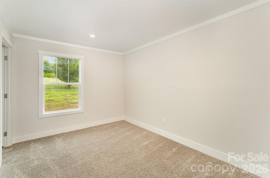 Spacious, unfurnished interior of a new home in , Shelby (Image 24).