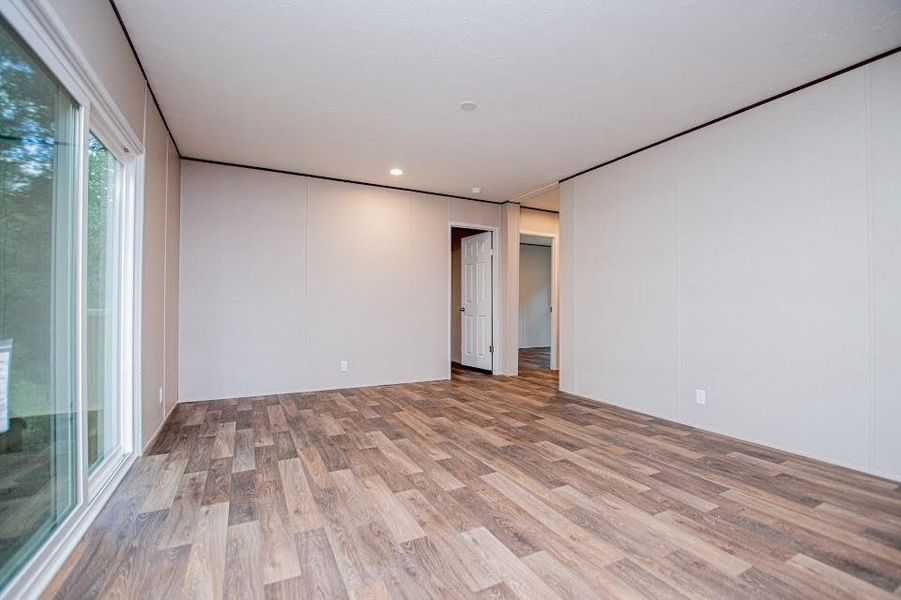 Spacious, unfurnished interior of a new home in , Carrollton (Image 37).