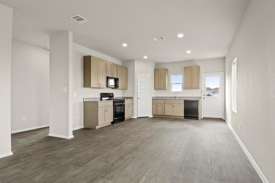 Spacious, unfurnished interior of a new home in Harvest Ridge, Elgin (Image 16). Spacious, unfurnished interior of a new home in Harvest Ridge, Elgin (Image 16).