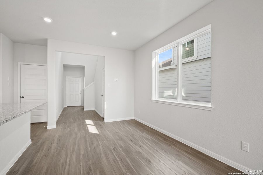 Spacious, unfurnished interior of a new home in Timber Creek, San Antonio (Image 24). Spacious, unfurnished interior of a new home in Timber Creek, San Antonio (Image 24).