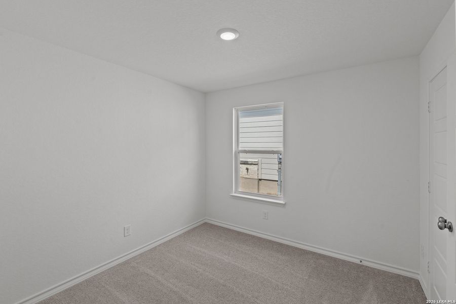 Spacious, unfurnished interior of a new home in Dove Song, Marion (Image 17).