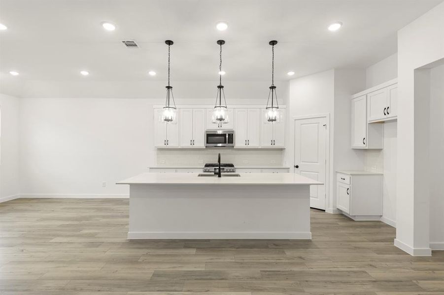 12. 1821 Bachnam - Kitchen